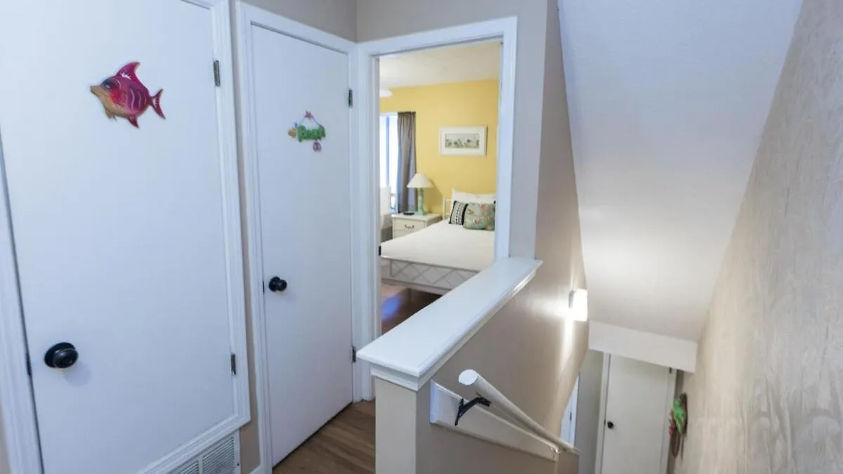 2 Bd 2 And Half Ba Two Story Beach Haven Pet Friendly With Golf Cart Panama City Beach