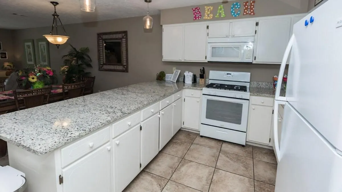 2 Bd 2 And Half Ba Two Story Beach Haven Pet Friendly With Golf Cart Panama City Beach Holiday home