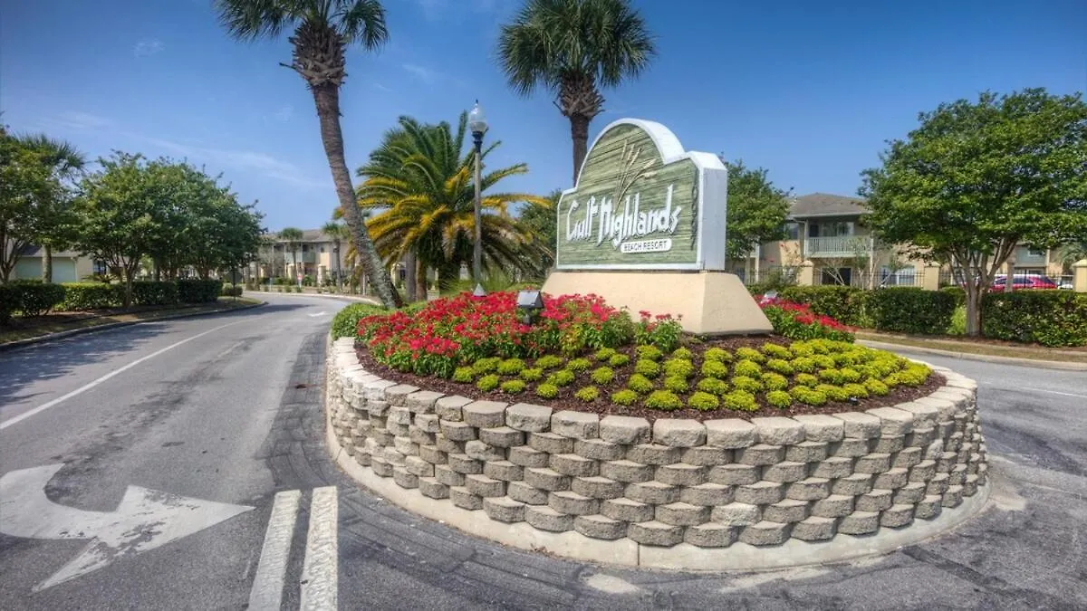 2 Bd 2 And Half Ba Two Story Beach Haven Pet Friendly With Golf Cart Panama City Beach United States