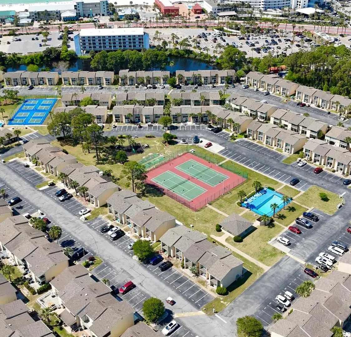 2 Bd 2 And Half Ba Two Story Beach Haven Pet Friendly With Golf Cart Panama City Beach 0*,