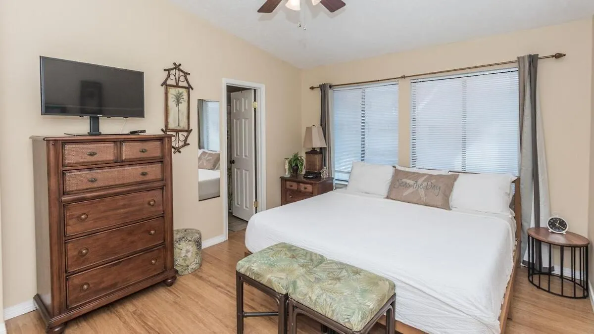 2 Bd 2 And Half Ba Two Story Beach Haven Pet Friendly With Golf Cart Panama City Beach