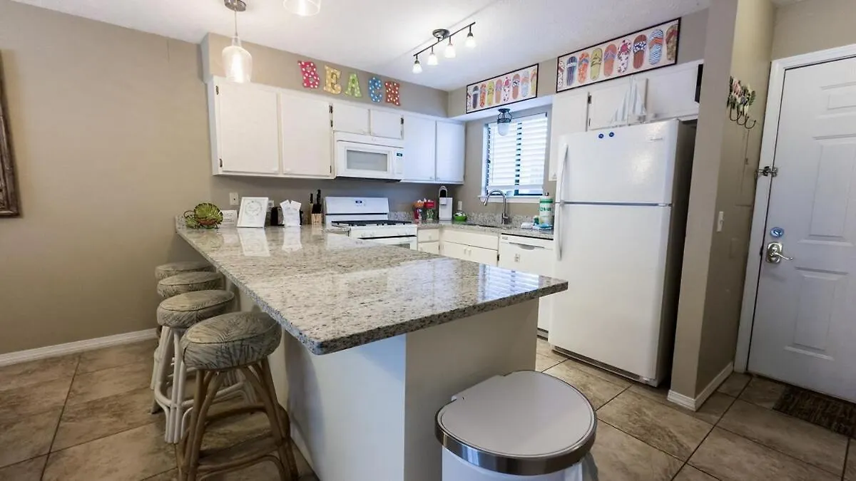 2 Bd 2 And Half Ba Two Story Beach Haven Pet Friendly With Golf Cart Panama City Beach 0*,